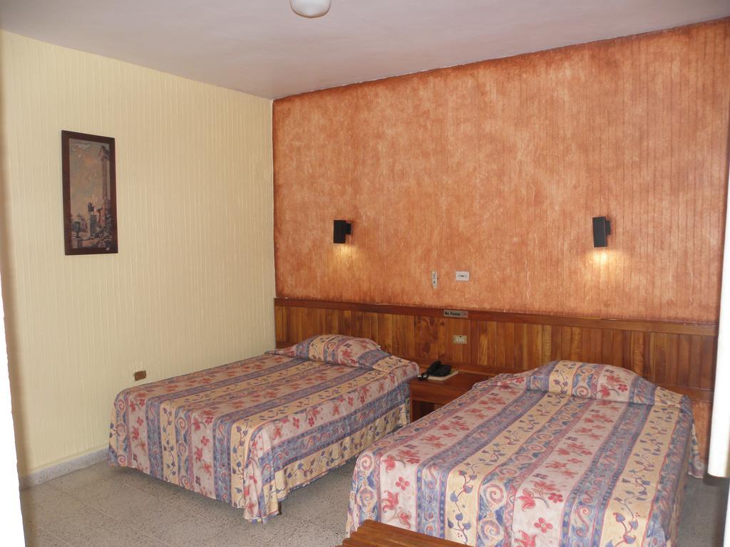 Hotel Fenix Tapachula Quarto foto